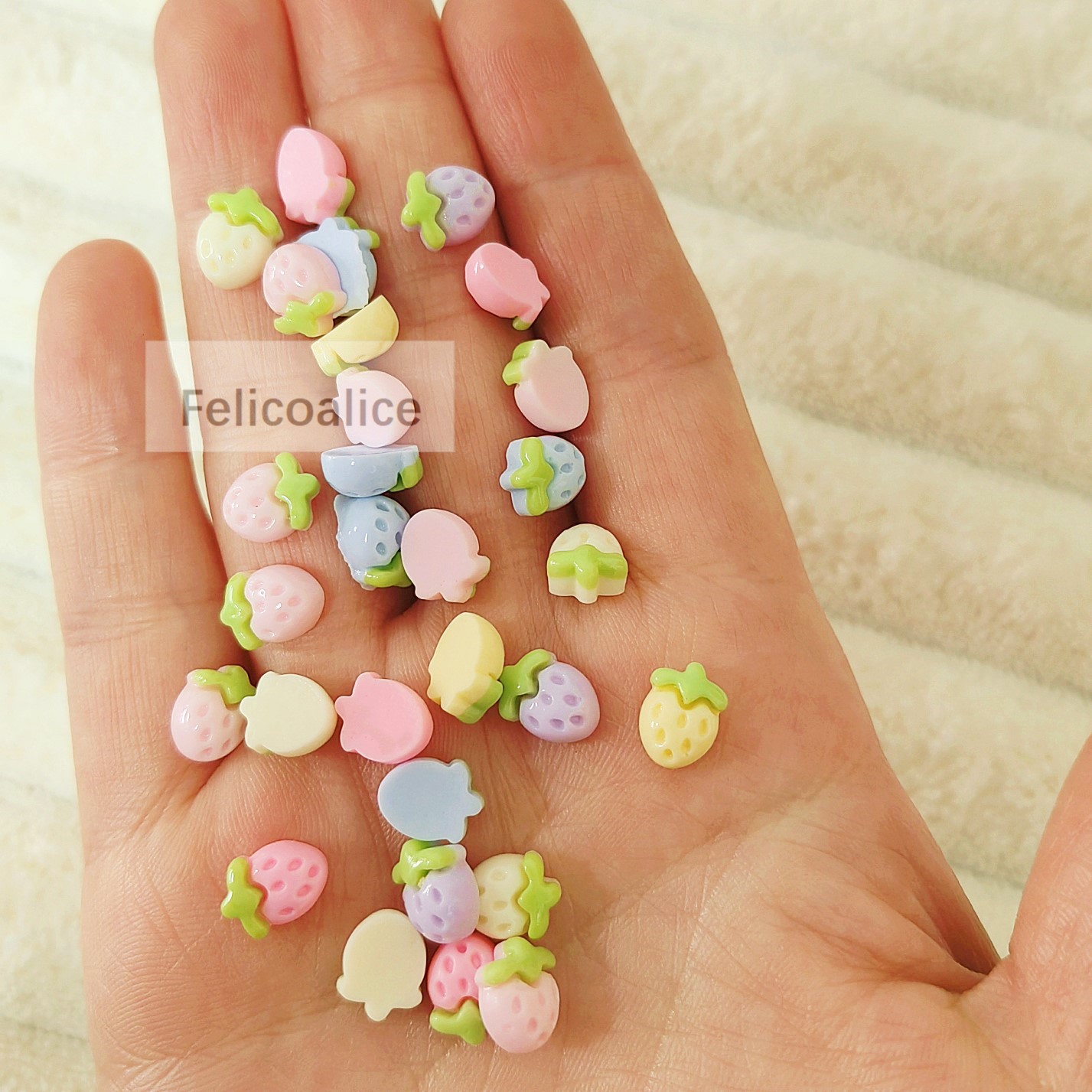 30Pcs New Cute Resin Mini Smal - огляд і ціна Flower Preservation Resin